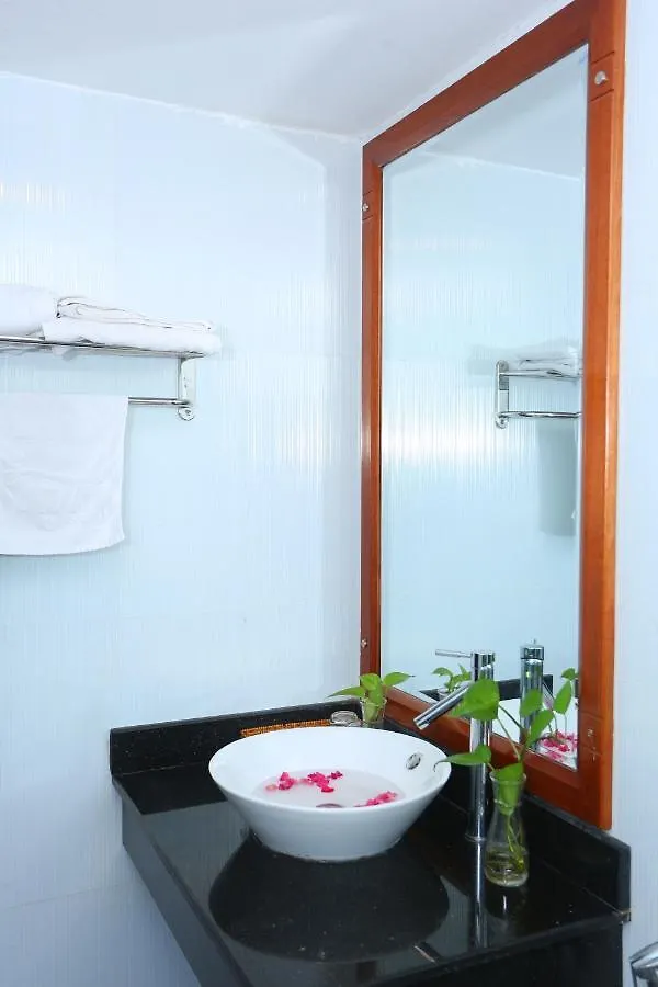 Son Tra Green Hotel & Apartment Ντα Νανγκ