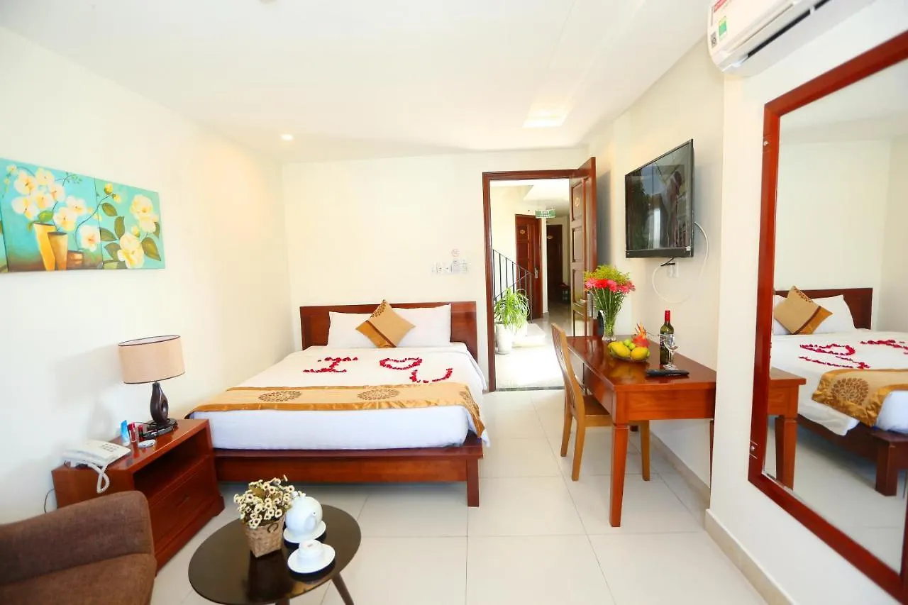 Son Tra Green Hotel & Apartment Ντα Νανγκ